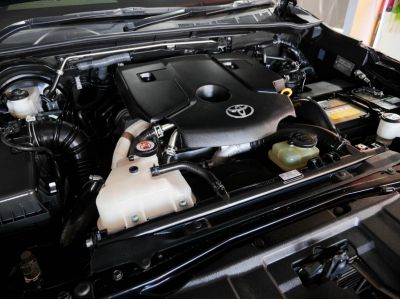 TOYOTA FORTUNER 2.8TRD NAVI 4WD เกียร์AT ปี20 รูปที่ 8